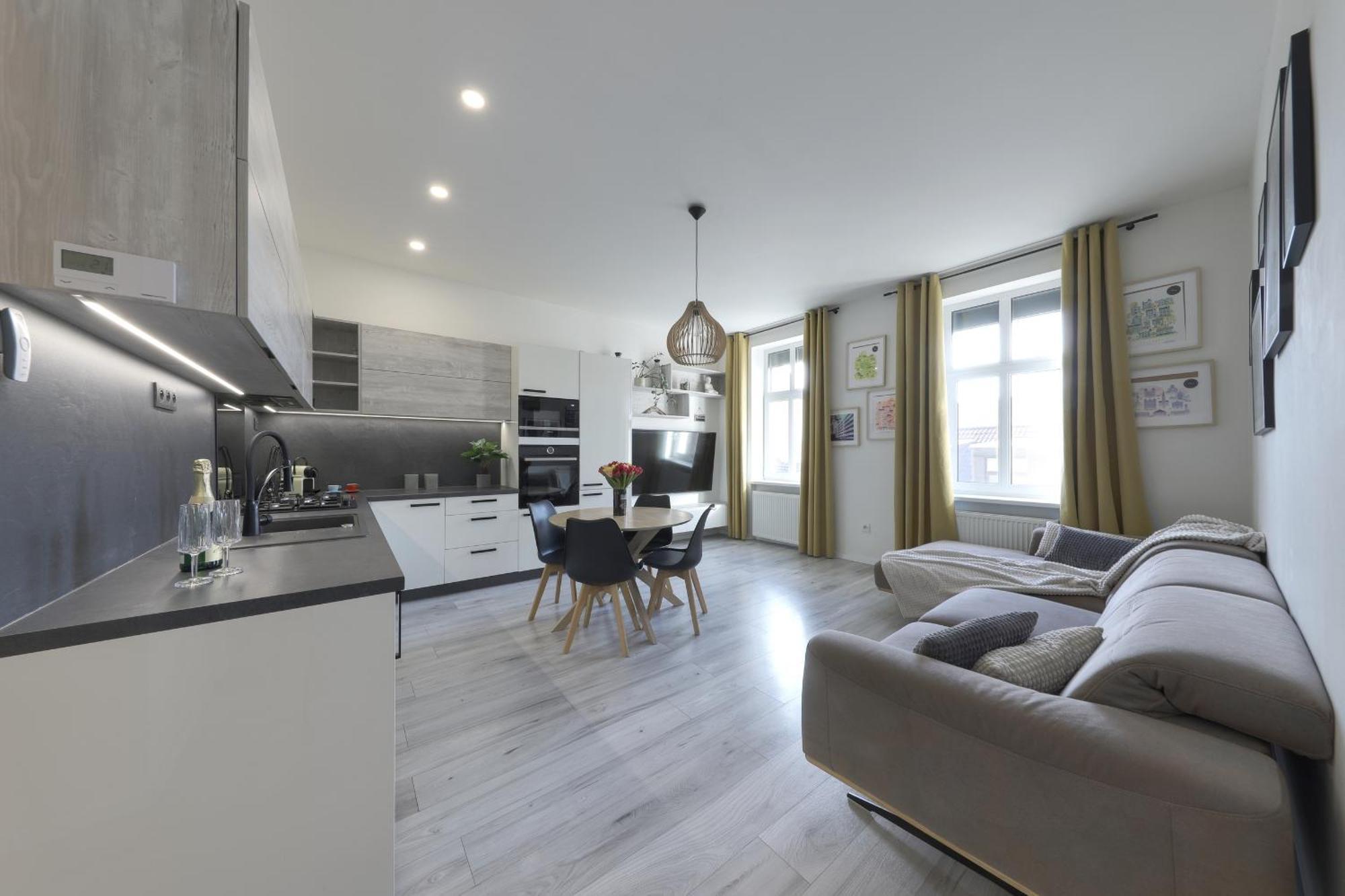 Lovely 2-Bedroom Apartment In Centre Of Bratislava Eksteriør bilde